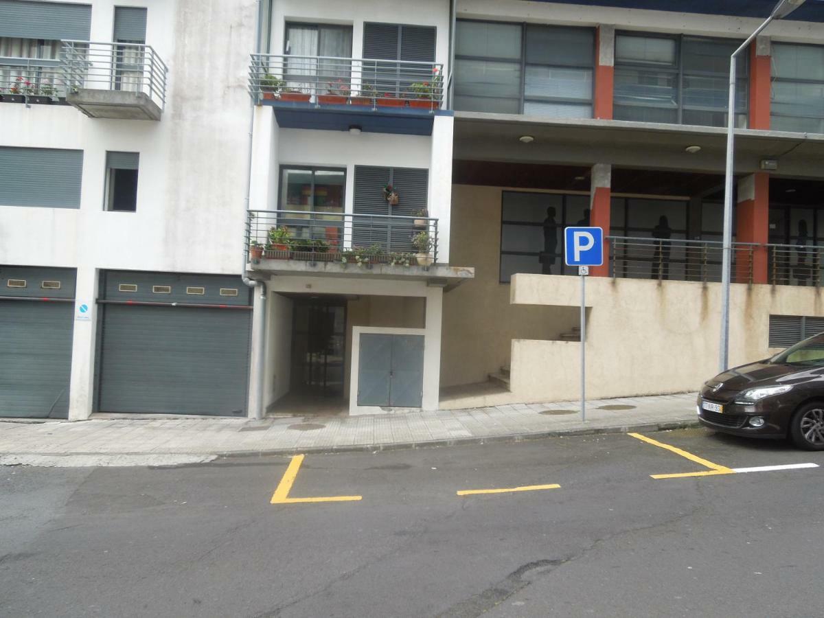 Borges Pimentel Apartment Ponta Delgada  Luaran gambar